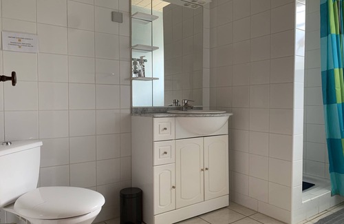 Servian Apartamento | Gîte 50 m2 Pour 4 Pers sur 100 m2 Jardin Privé Avec SPA de mai a Septembre