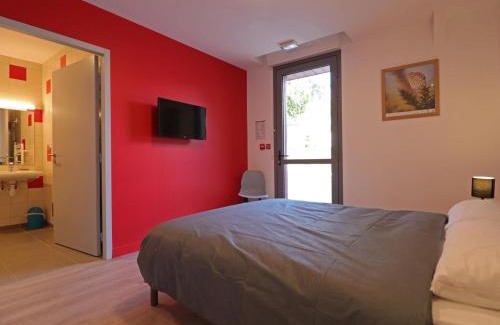 Lonlay-l'Abbaye Apartamento | Gîte adapté aux handicapés, idéal randonneurs et familles - FR-1-497-234