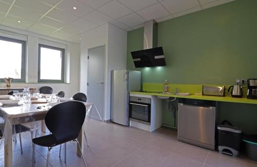 Lonlay-l'Abbaye Apartamento | Gîte adapté aux handicapés, idéal randonneurs et familles - FR-1-497-234