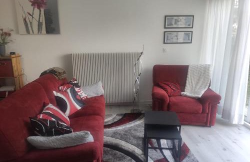 Collonges-sous-Saleve Apartamento | gîte Amolinnes F2 5mn douane croix de rozon 20mn Genève