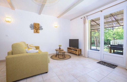 Eyguieres Apartamento | Casa rural en el corazón de los Alpilles en Eyguières