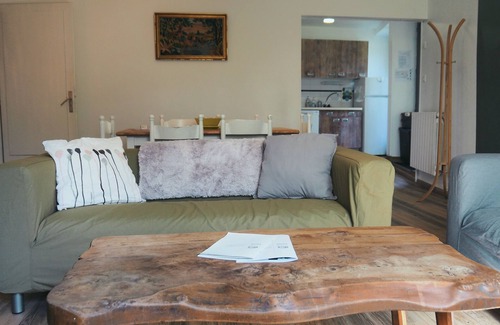 Massiac Apartamento | Gîte au Sein de Notre Ferme en Pierre du Xviie Siècle