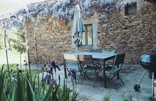 Massiac Apartamento | Gîte au Sein de Notre Ferme en Pierre du Xviie Siècle