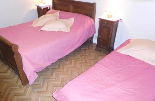 Cusey Casa | Gîte authentique avec jardin clos, climatisation, animaux acceptés, proche Dijon et Langres - FR-1-611-5