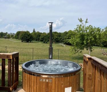 Le Nouvion-en-Thierache Otro | Gîte avec son SPA privatif