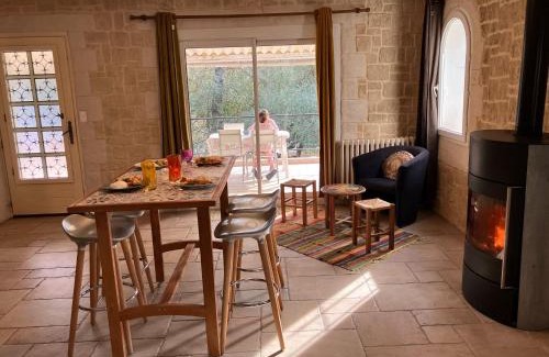 Ladern-sur-Lauquet Apartamento | Gîte avec jacuzzi, et accès privé à la rivière