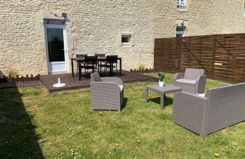 Tracy-sur-Mer Apartamento | Gîte avec jardin à 1,5 km des plages du débarquement