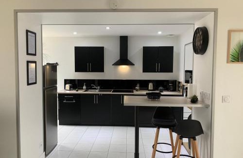 Tracy-sur-Mer Apartamento | Gîte avec jardin à 1,5 km des plages du débarquement