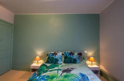 Paulin Casa | Gîte avec jardin, jacuzzi, proche Sarlat et Lascaux, idéal pour familles et amis - FR-1-616-246