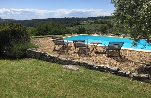 Methamis Casa | Gîte Avec Piscine Dans un Petit Village