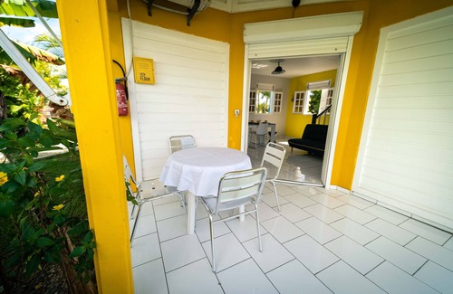 Sainte-Anne Cabaña | bungalow banana en el domaine de marly