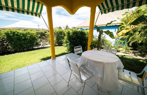 Sainte-Anne Cabaña | bungalow banana en el domaine de marly