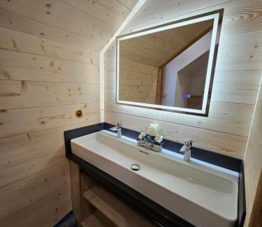 Ventron Apartamento | Gîte Bleuet, petit LOFT 2 à 6 personnes, avec salle de jeux et SPA dans la résidence