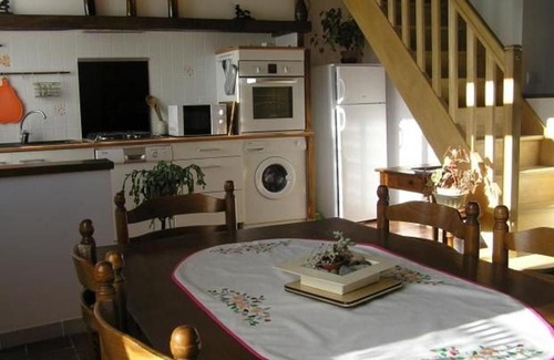 La Chapelle-aux-Choux Casa | Gîte calme avec piscine chauffée, cheminée, salle de jeux et vélos - parfait pour familles et amis - FR-1-410-141