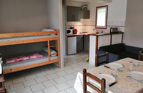 Thonac Cabaña | casa tranquila y relajante en el pueblo de seis casas El Châtenet 6 kilometros de Lascaux