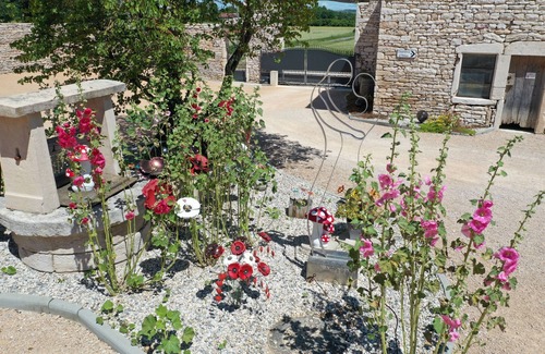 Montbellet Casa | Gîte & ch d'hôtes au calme (1 à 8 ch) Domaine de Charme - Rate/room/night/2 p