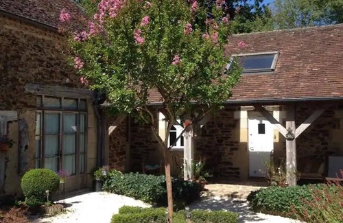 Sarlande Casa | Gîte Chaleureux en Périgord Vert