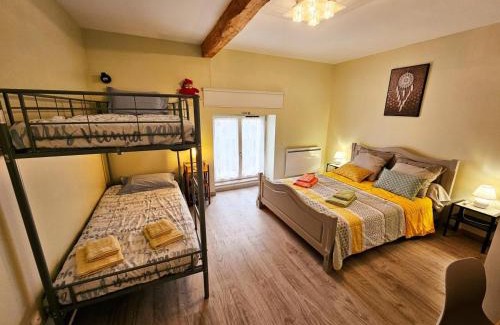 Sazilly Casa | Gîte charmant à Sazilly avec jardin privatif et WiFi - FR-1-381-608