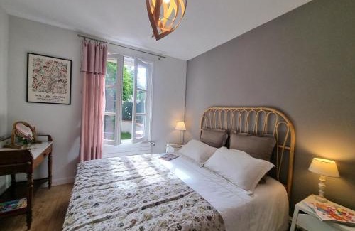 Saint-Galmier Casa | Gîte charmant avec jardin, terrasse et tout confort à Saint-Galmier - FR-1-496-293