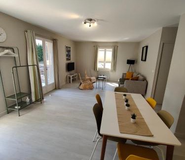 Carpentras Casa | Gîte Charmant avec Piscine et Terrasse en Provence MDV