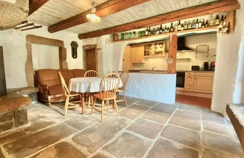 Gerbepal Cabaña | Gîte Charme et Détente à Gerbépal- Lake View, Sauna, Spa and Private Terrace