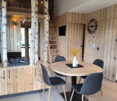 Azerailles Casa | Gîte chez Julia cosy en bois avec son jardin