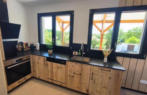 Azerailles Casa | Gîte chez Julia cosy en bois avec son jardin