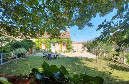 Chuelles Casa | Villa Chuelles, 2 pièces, 2 personnes - FR-1-590-24