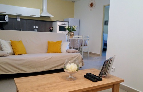 Galeria Casa | Appart piscina climatizada, Wifi, aire acondicionado, TV río 1 min y playa 5 min