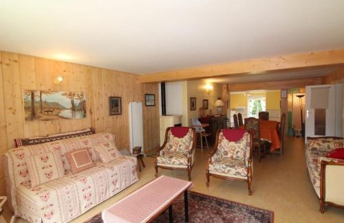Granges-Aumontzey Casa | Gîte Confortable en Pleine Forêt avec Étang, Idéal pour Familles et Amis - FR-1-589-154