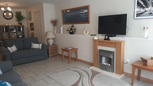 Magnac-Laval Casa | Gîte Déco perfect for couples & families close to all amenities