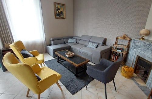 Le Monteil Casa | Gîte d'exception avec piscine chauffée pour 12 personnes - Cantal