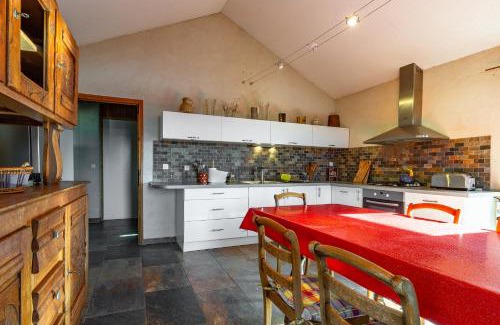 Gluiras Casa | Gîte de Chapelèche Les Glycines