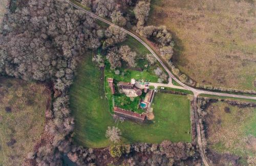 Chalais Casa | Gîte de charme avec piscine au cœur de la Brenne, idéal pour nature et détente - FR-1-591-288