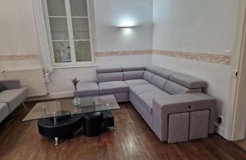 Valcourt Casa | Gîte de charme près du lac du Der avec jardin clos, 4 chambres, parking privé, et équipements modernes - FR-1-611-13