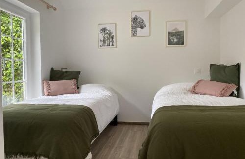 Andelu Casa | Gîte de charme près du Zoo de Thoiry, jardin clos, tout inclus, wifi, idéal famille. - FR-1-527-6