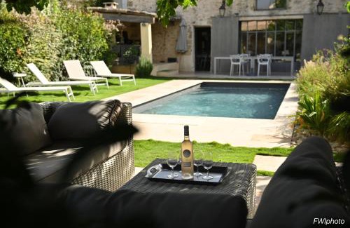 Flaux Casa | Gîte de charme "Puisneuf" proche de Uzes