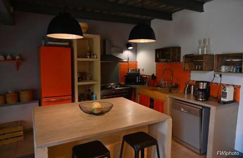 Flaux Casa | Gîte de charme "Puisneuf" proche de Uzes