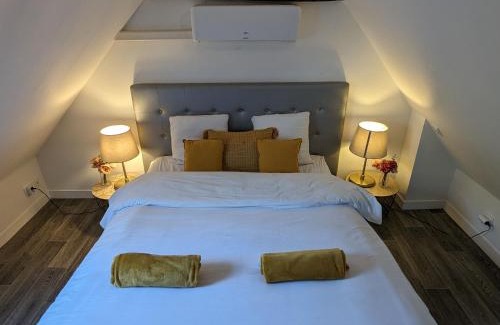 Chateauroux Casa | Gîte de charme rénové à Châteauroux, jardin privé, jusqu'à 10 pers, proche centre et Belle-Isle - FR-1-591-581