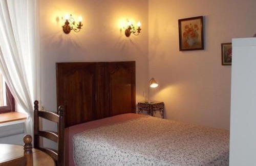 Neuvy Apartamento | Gîte de charme rural avec terrasse, jardin privé, chevaux à proximité et équipements modernes - FR-1-489-213
