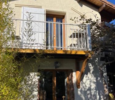 Lisle-sur-Tarn Apartamento | gîte de Fontjalabert en campagne tout confort