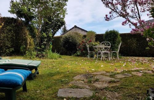 Albussac Apartamento | Gîte de France Les hortensias 3 épis - Gîte de France 2 personnes MAE-9614