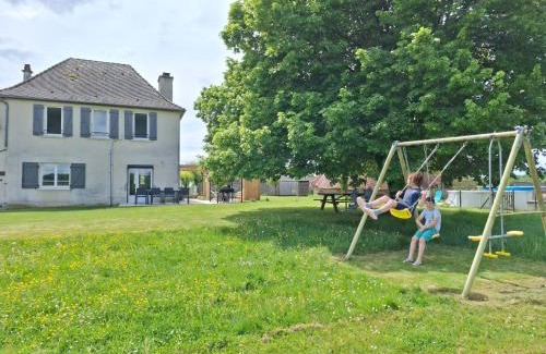 Saint-Yrieix-la-Perche Casa | Gîte de La Grange Ovalaire