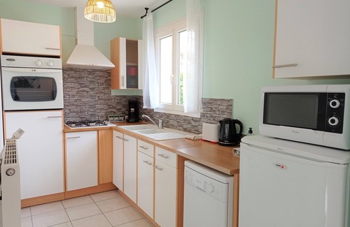 Limogne-en-Quercy Casa | Gîte de Lescurou Emeraude Cottage 4 Guests–Pool, Garden & Peaceful Family Escape