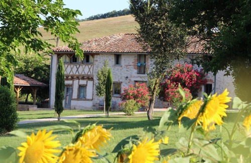 Marzens Apartamento | casa gde 18 personas + piscina, tenis y Spa + sala de recepción de 50 personas