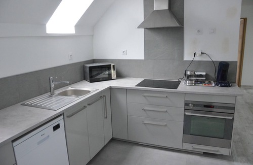 Josnes Apartamento | Gîte de Style Industriel 75m² Pour Couchage de 4 Personnes Linge Fourni