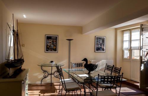 Lavaur Casa | Gîte du Café Suquet Giroussens