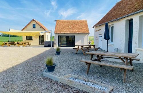 Nouans Casa | Gîte du Petit tenu 17 couchages -jacuzzi -2h Paris et 6 min gare Vivoin