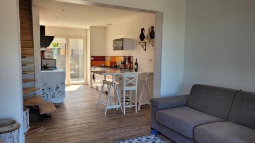 Sorede Casa | Gîte Du Soleil Maison lumineuse avec terrasse solarium parking privé