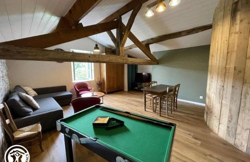 Vouvant Casa | Gîte en cité médiévale de Vouvant avec parking privatif, 4 chambres - FR-1-426-590